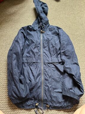 Cyrk Hooded Windbreaker Medium